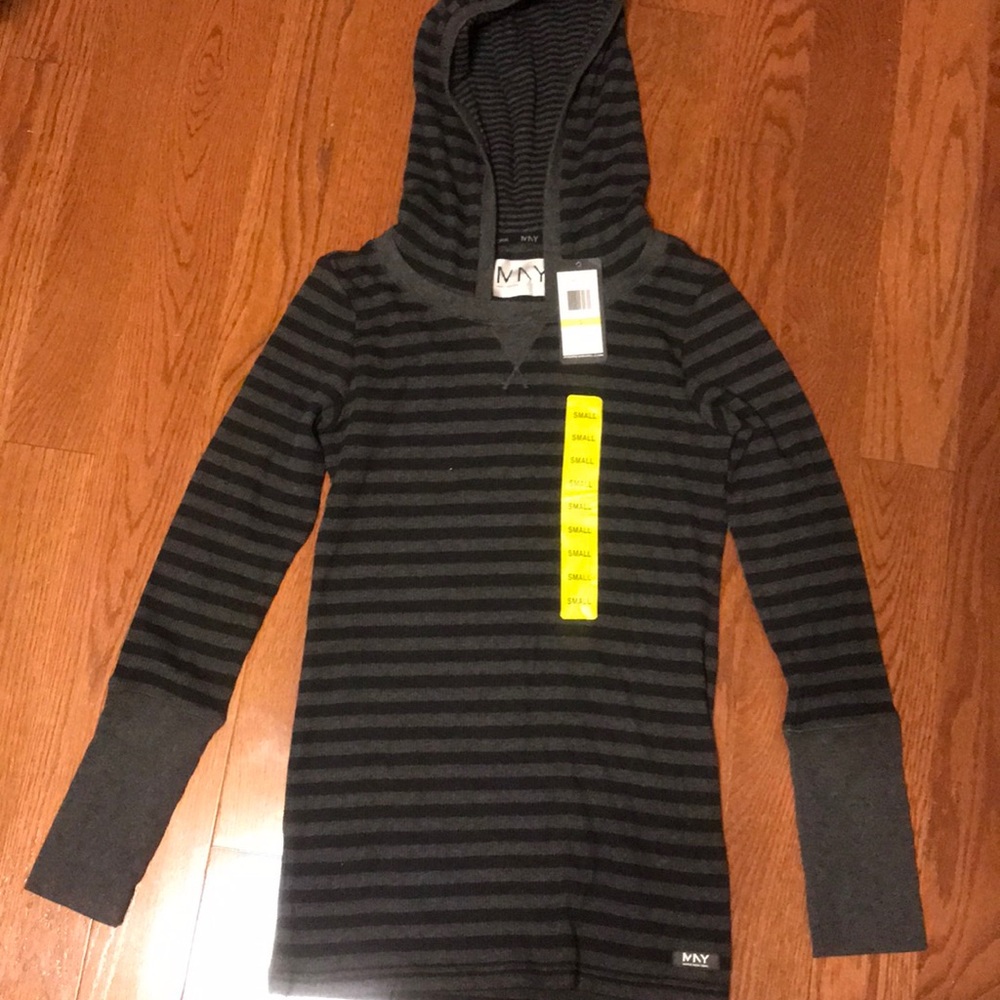 Andrew Marc by MYC long sleeve hooded shirt
